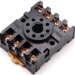 قاعده ريليه 8 رجل دائري